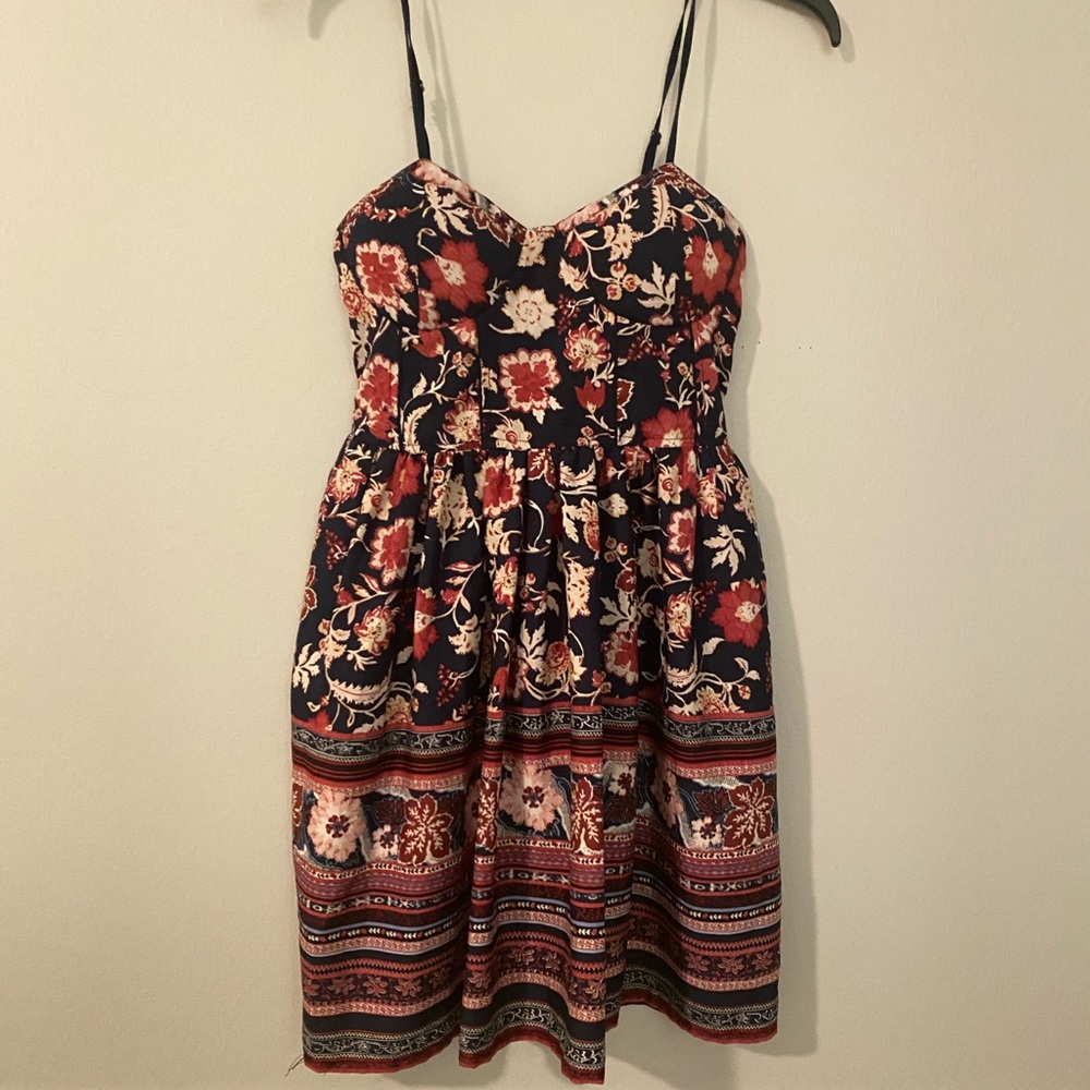 Women’s Juniors dress Small Short dress pockets